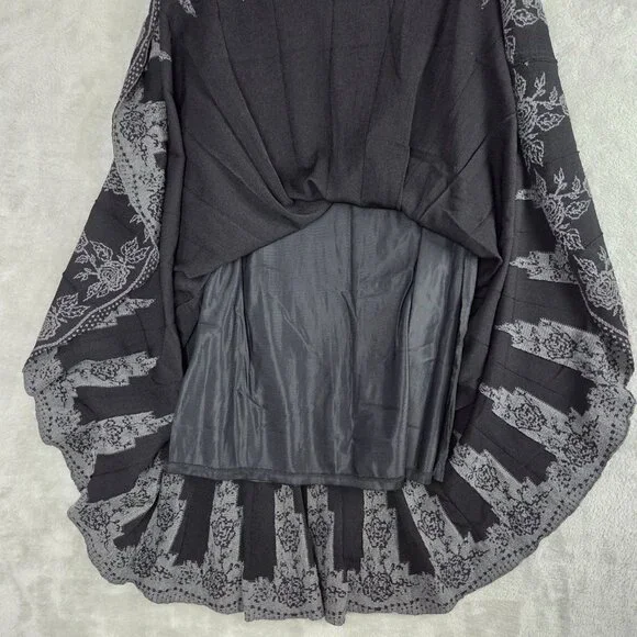Black Floral Embroidered Knit Maxi Skirt - Picture 3 of 8
